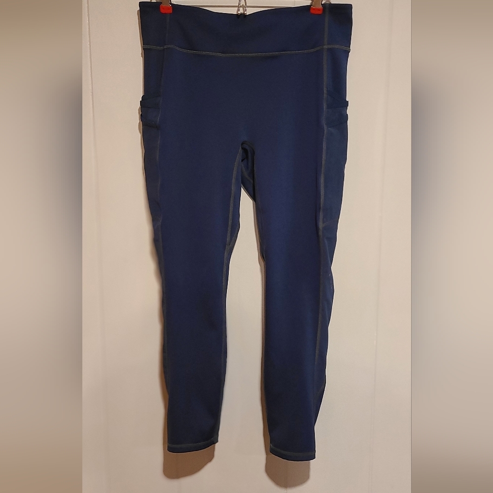 Motion 365 Fabletics Leggings
